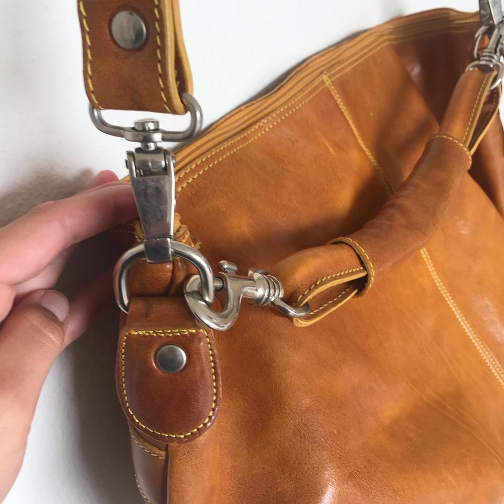 Beautiful weekender leather bag from Italy NWOT - Picture 3 of 7